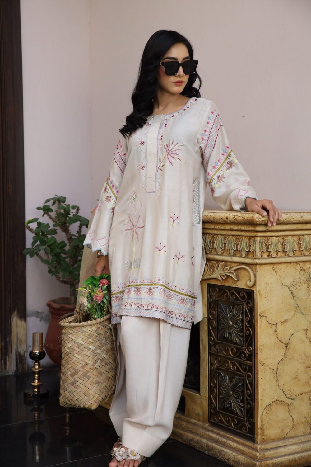 3 piece White Opulence: Intricately Single Resham Work Cotton Net Shirt with Organza Dupatta and Farshi Shalwar - Image 3