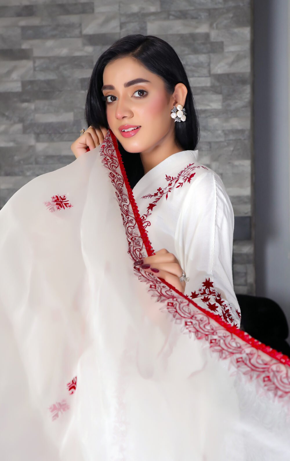 "2 Piece Elegant White Cotton Net Kurta with Embroidered Dupatta" - Image 2