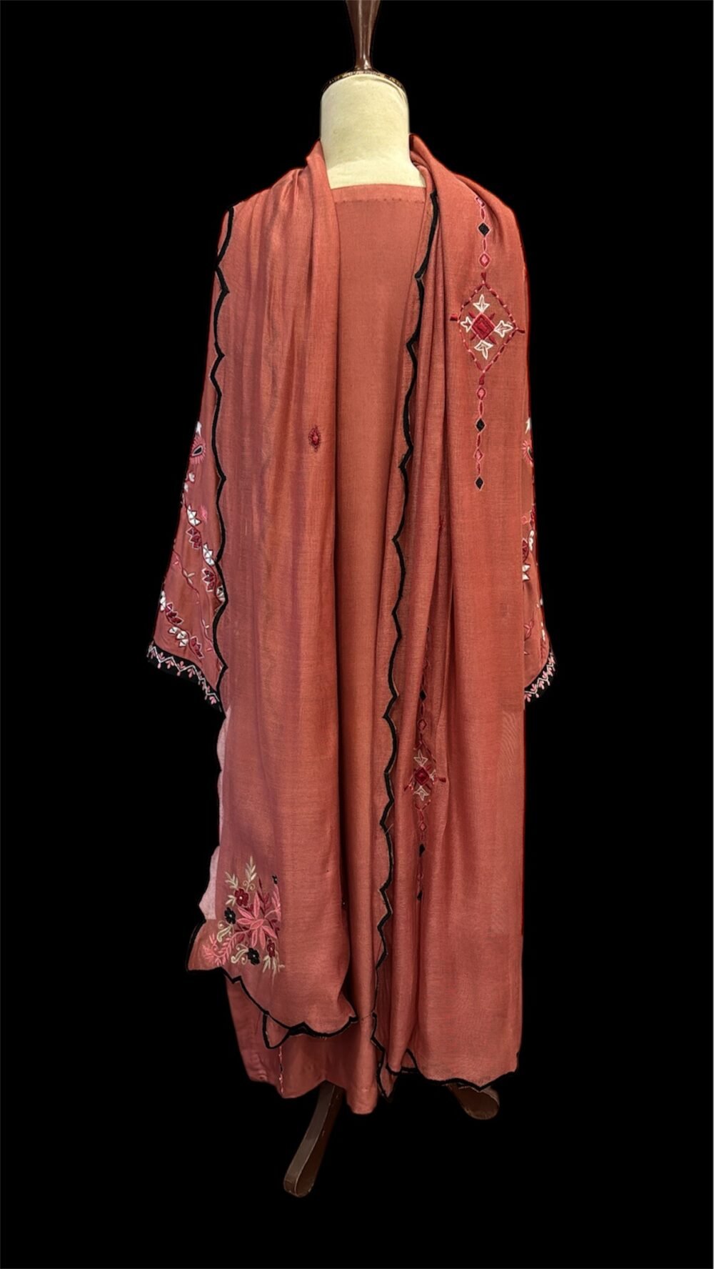 "Elegant Pure Cotton Net Embroidered Kurta Set with Mirror Detailing" - Image 2