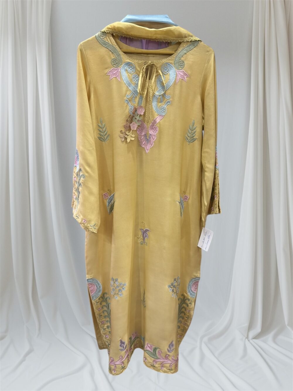Butter Yellow - Image 2