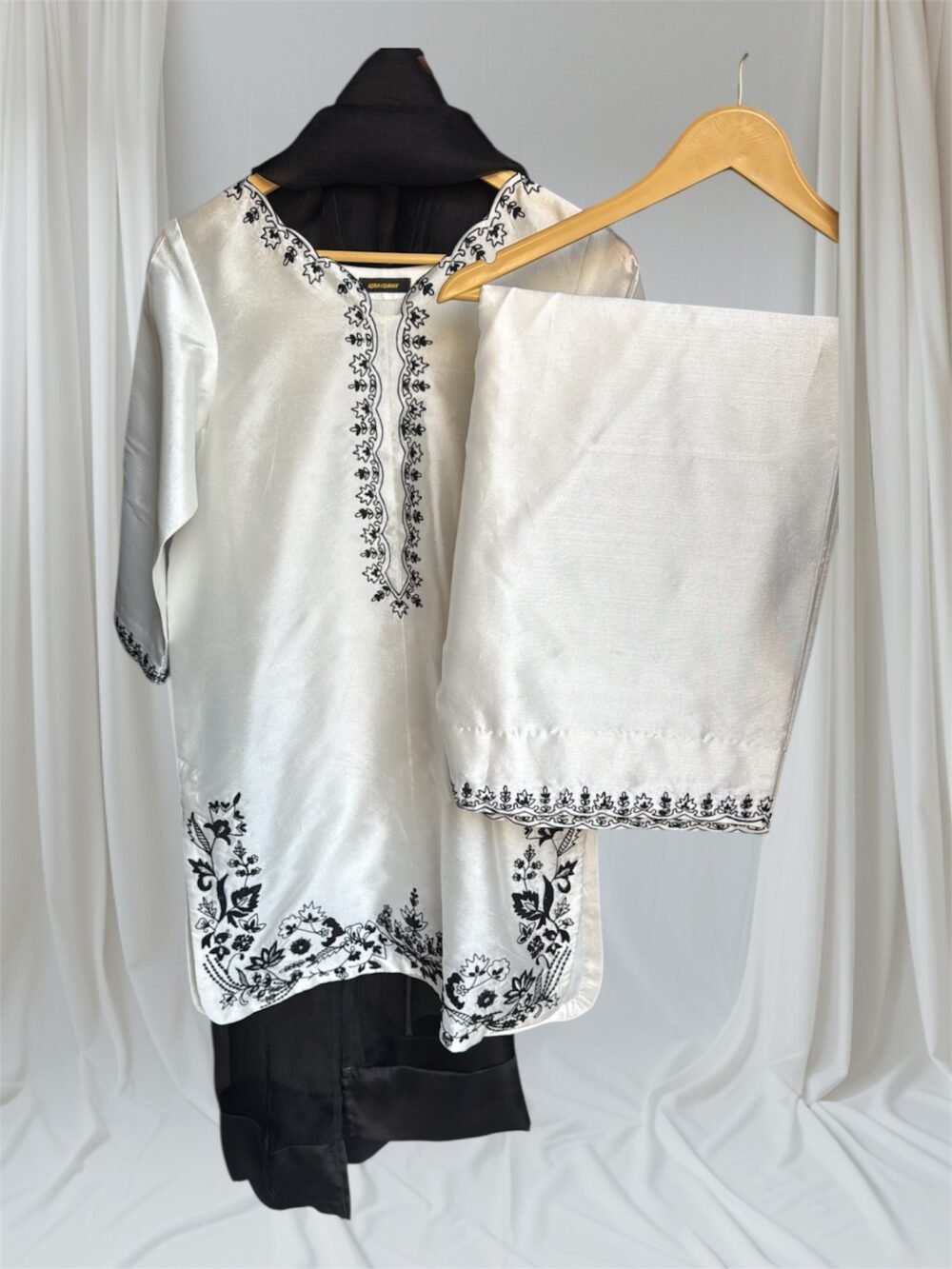 White Farshi Set