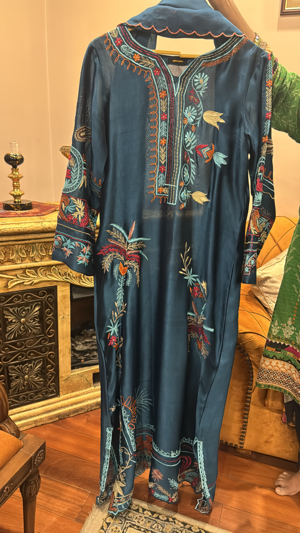 Teal Blue Leaf Kaftan – Effortless Grace in Sheesha Silk